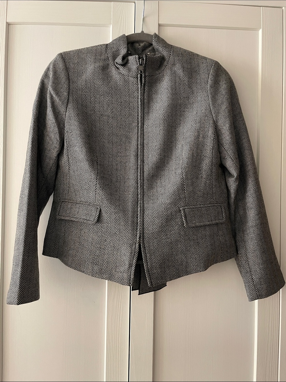 Banana Republic Black & White Herringbone Zip-Front Blazer